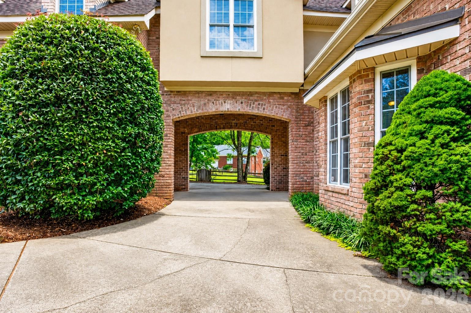 2027 Meadow Run Drive