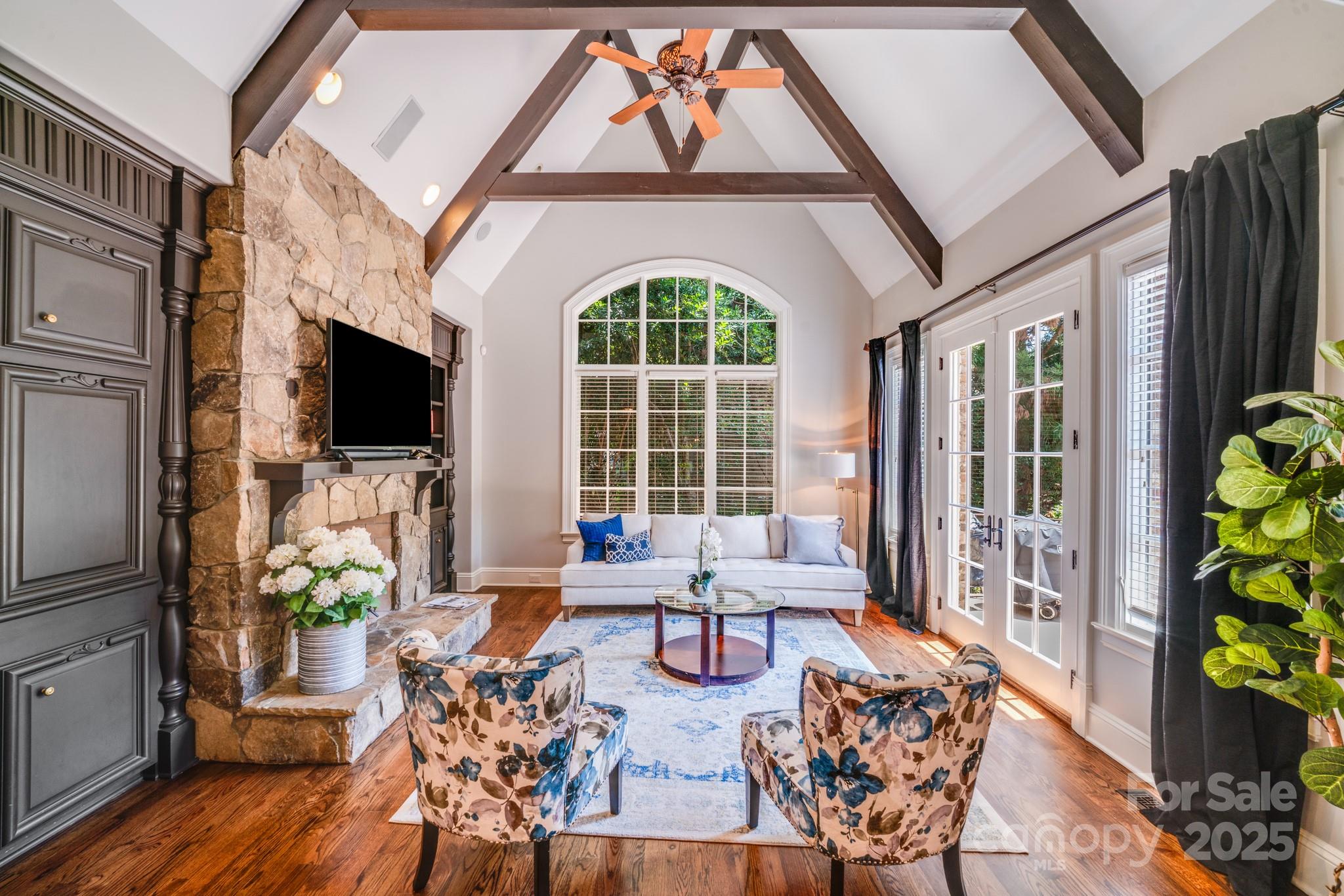 Chatelaine - Residential