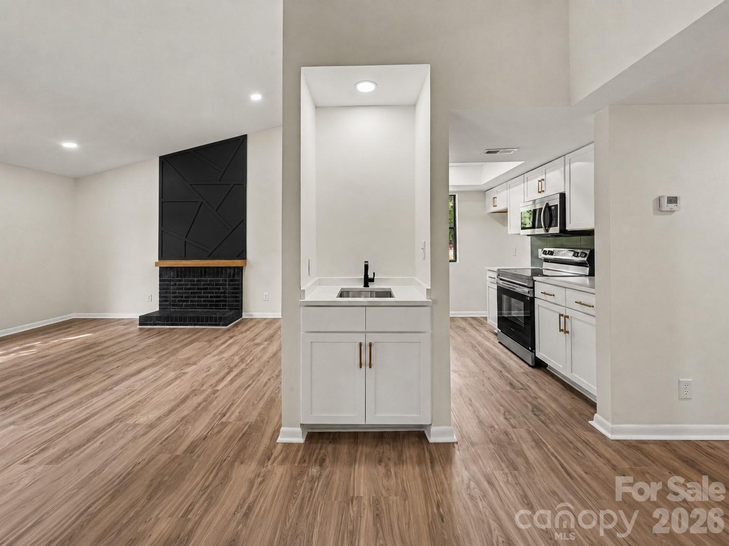 8027 Cedar Glen Drive