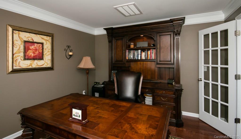 Curtis Pond - Residential