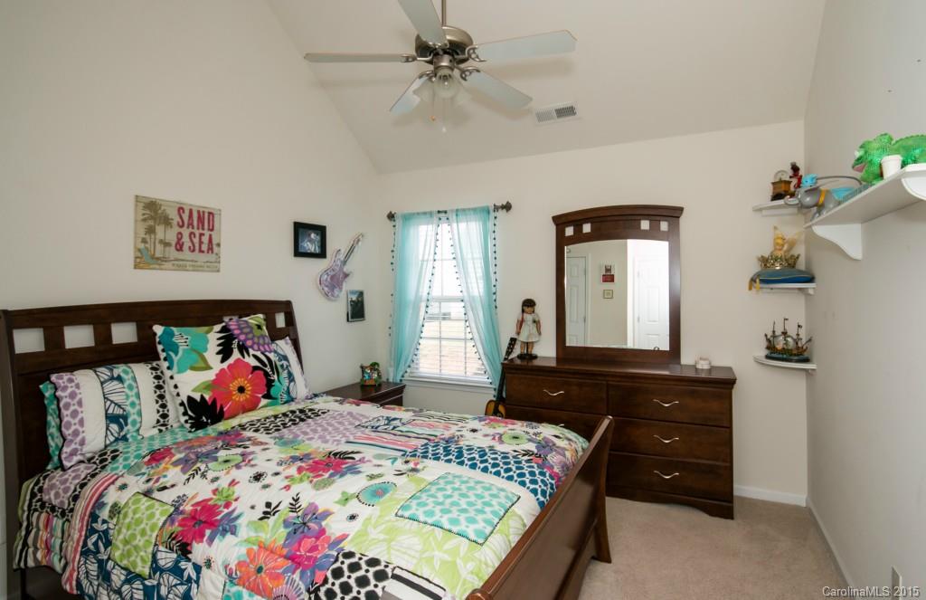 Curtis Pond - Residential