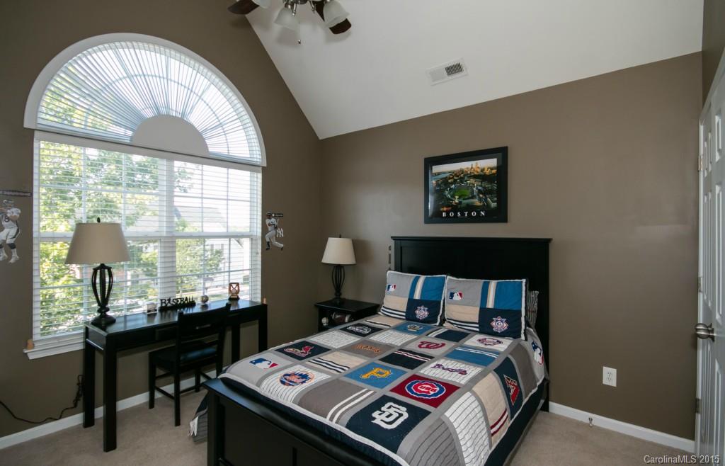 Curtis Pond - Residential