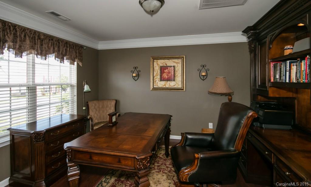 Curtis Pond - Residential