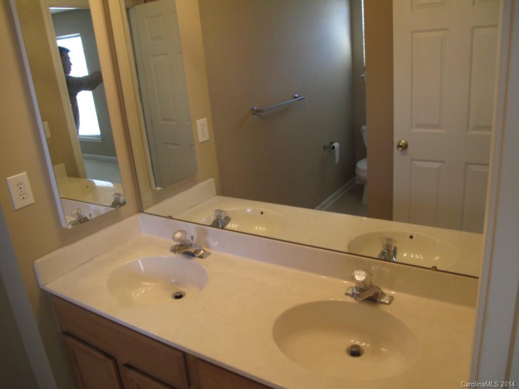 Tanners Creek - Residential Lease