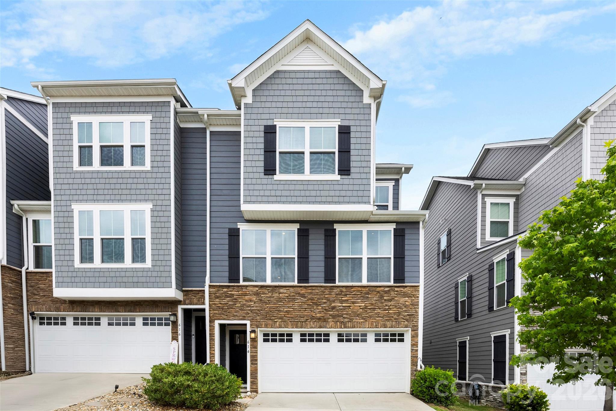 Trinity Townes - Residential