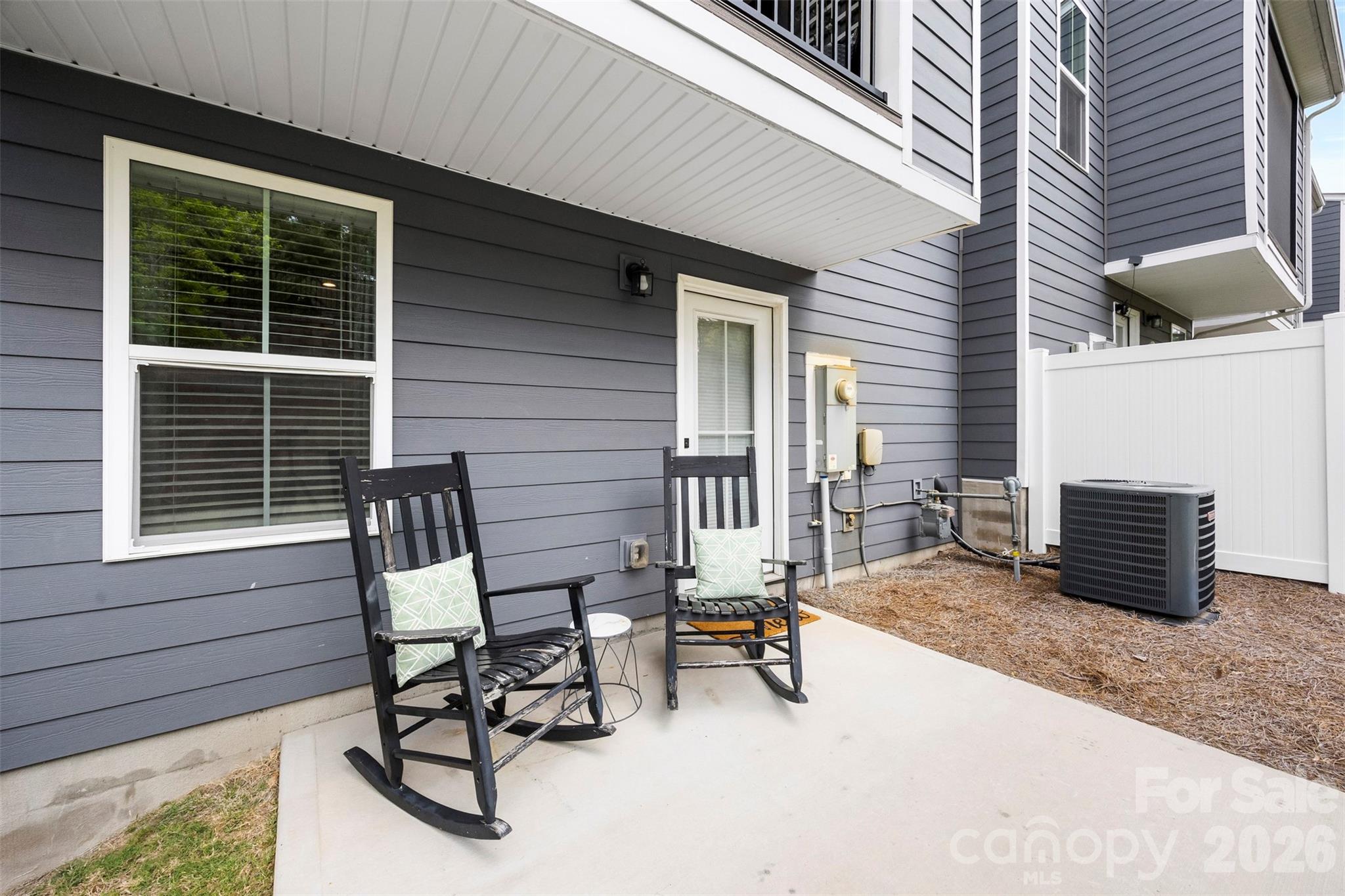 Trinity Townes - Residential