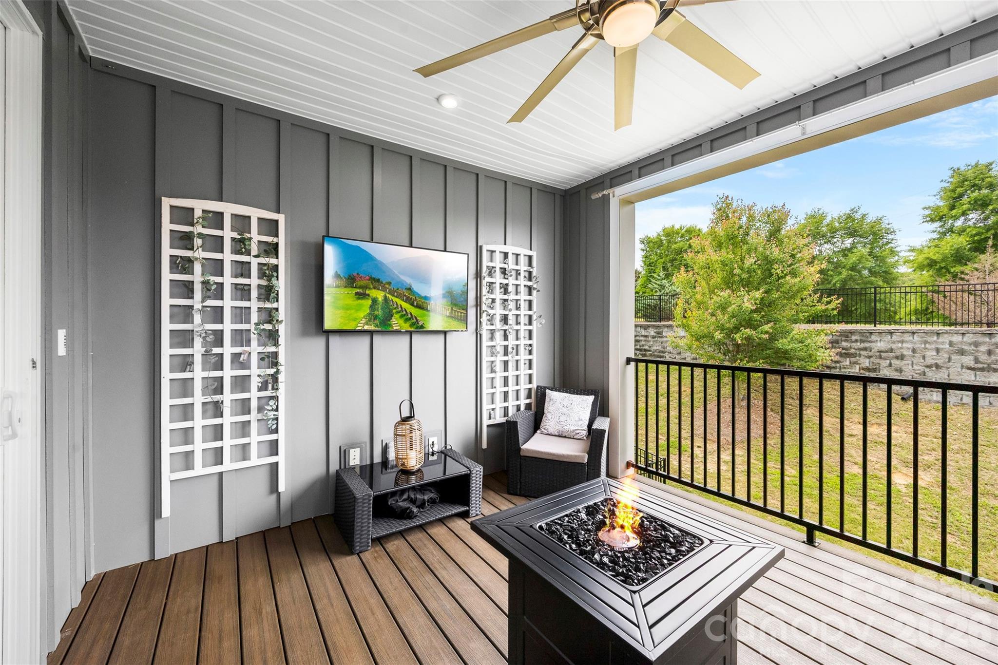 Trinity Townes - Residential