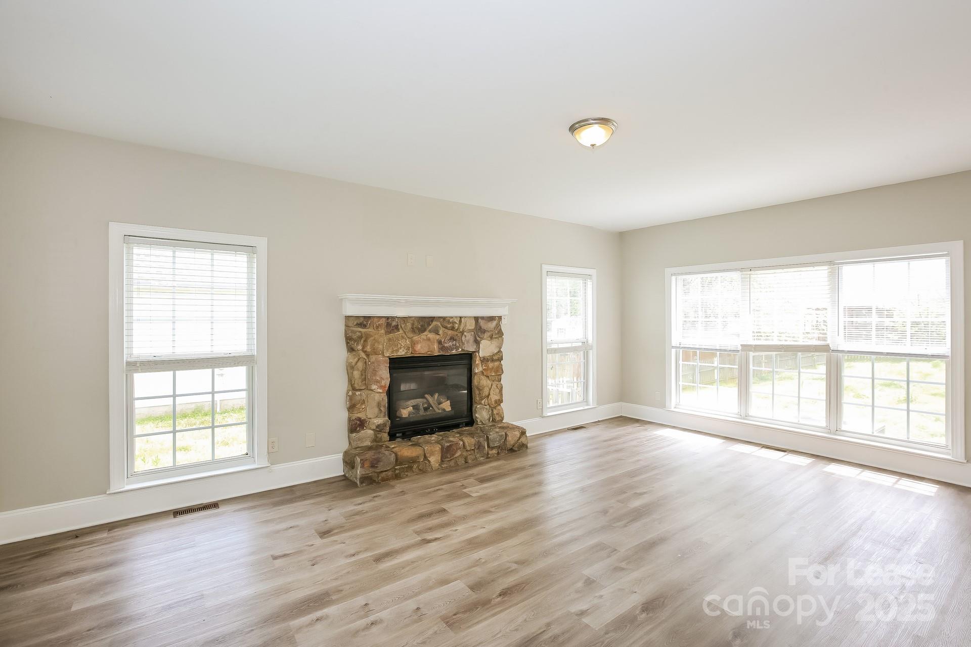 Hamilton Place - Residential Lease