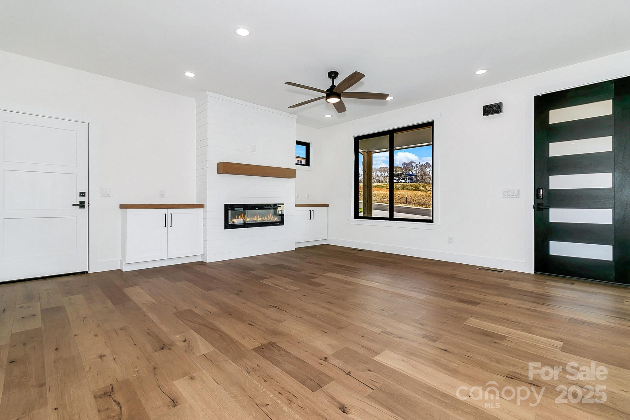 Chambers Trace - Residential