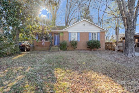 835 Ranch Road Charlotte NC 28208
