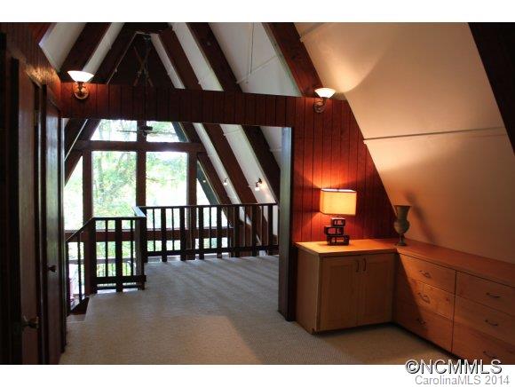 Town Mountain - Residential