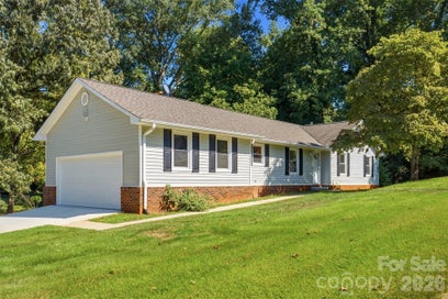 424 Holland Drive Statesville NC 28677