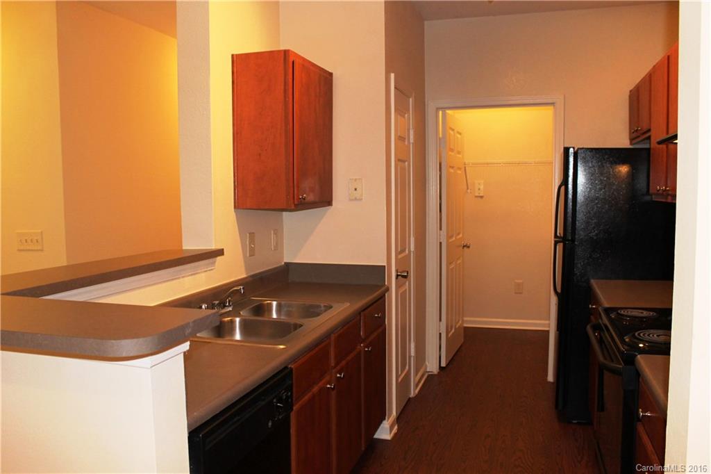 Seasons at Biltmore Lake - Residential