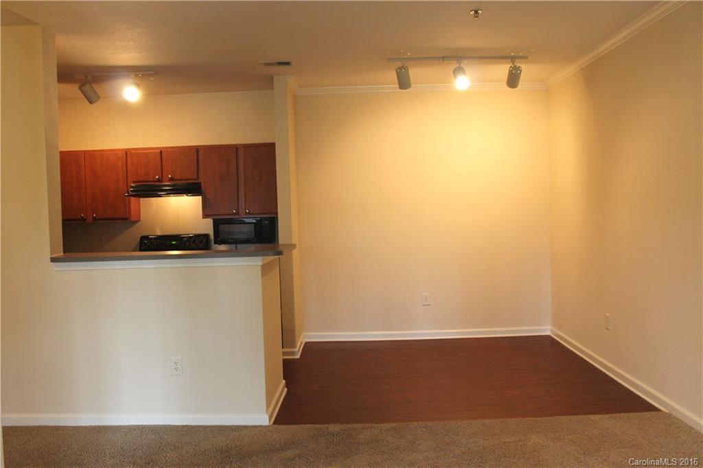 Seasons at Biltmore Lake - Residential