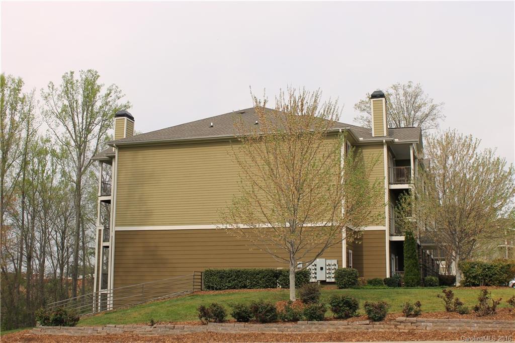 Seasons at Biltmore Lake - Residential