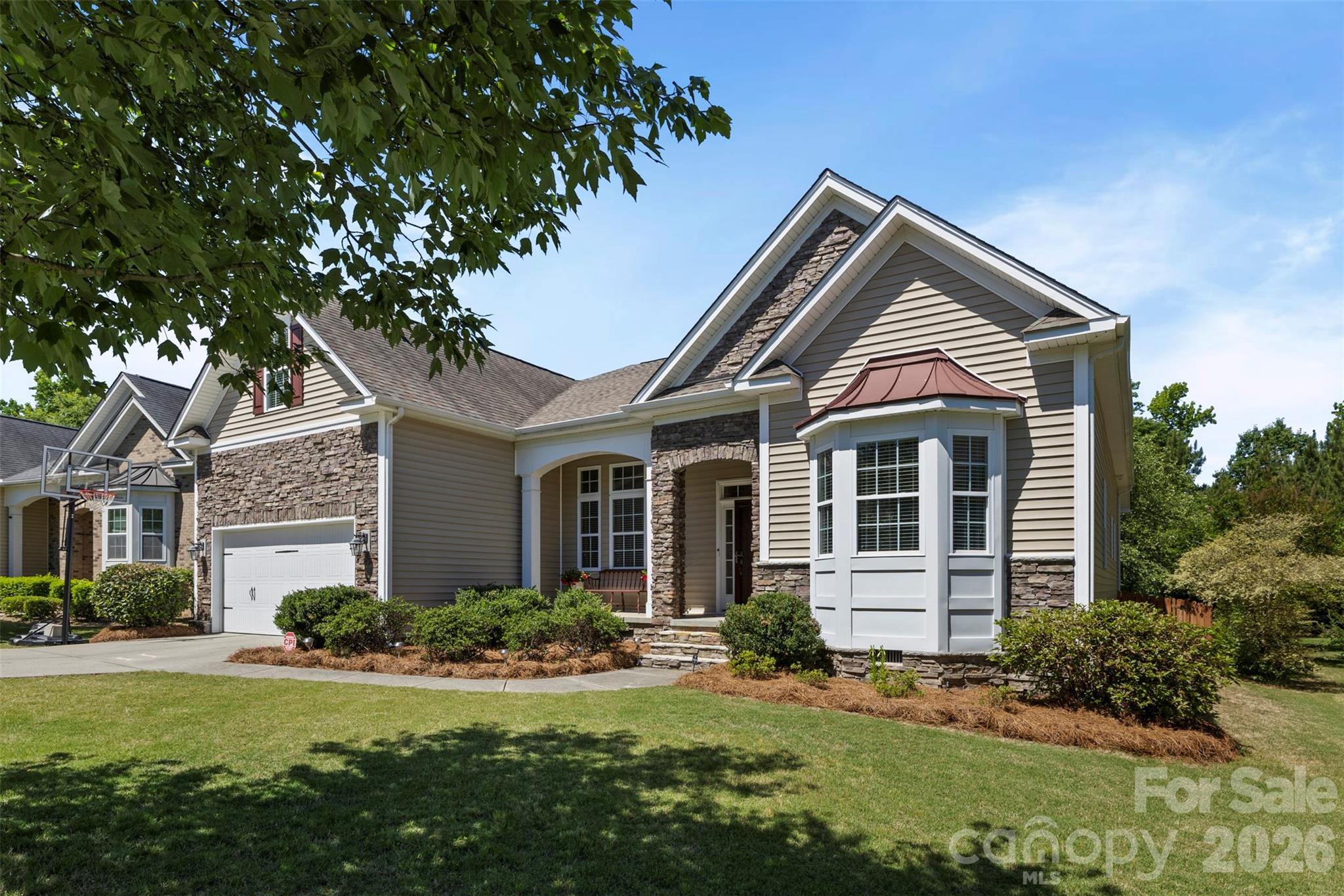 4045 Hickory View Drive