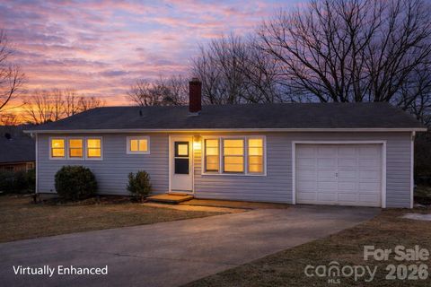 302 Ramsey Street Morganton NC 28655