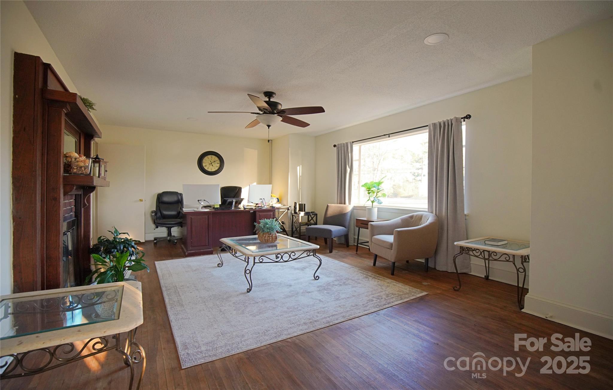 8405 Fairview Road