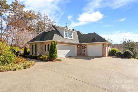 A home in Rutherfordton