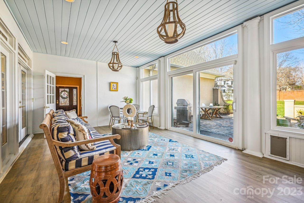 Quail Hollow - Residential