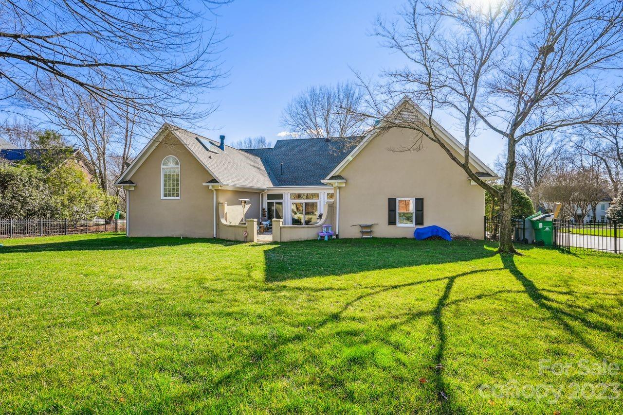 Quail Hollow - Residential