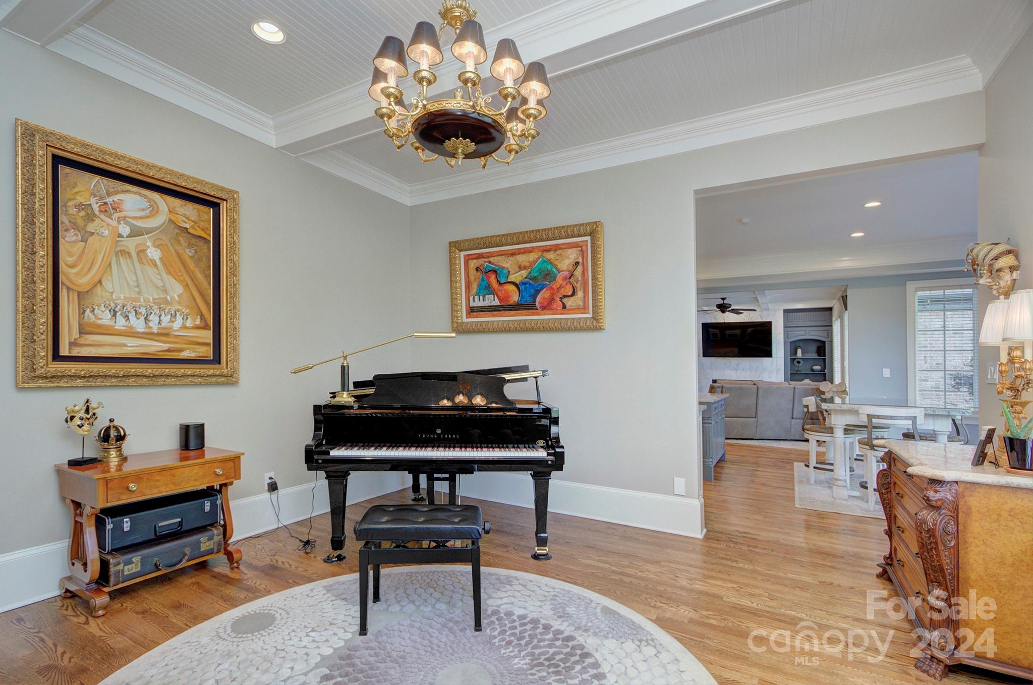 Chatelaine - Residential