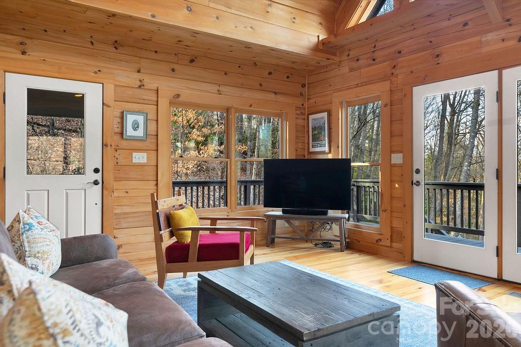 Eagle Lake - Residential