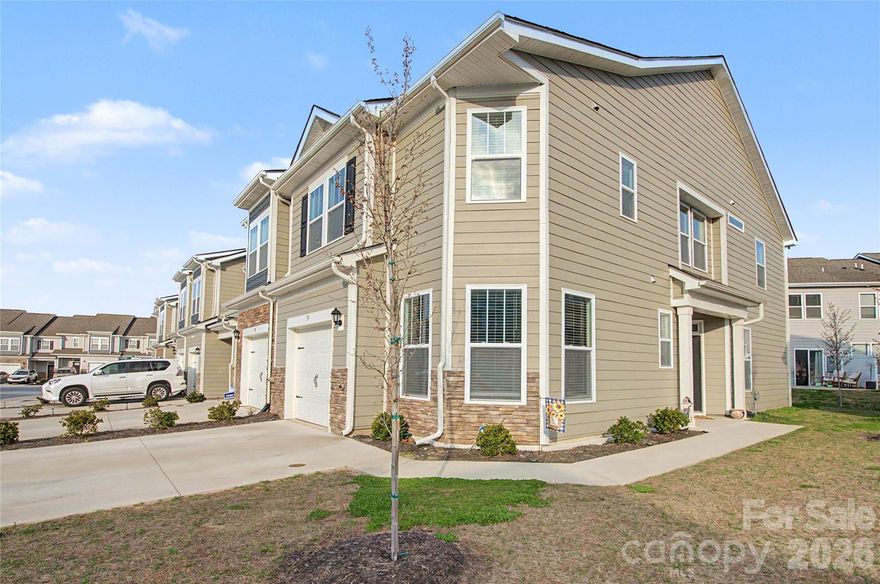 What’s not to love! Desirable end unit ready for you to move right in. Home features 3 bedrooms, 2 Full and one Half Bath, Loft (10 x 13) and Office (12.7 x 9). Open concept Kitchen features Impressive Island with seating, Granite Countertops and ample Pantry.  Home features 9 foot ceilings downstairs, tiled Baths, crown moldings & option for Smart Home System. Upgraded Beautiful Flagstone rear patio to relax on, 20 x 10.6. Community is conveniently located, just minutes to downtown Hendersonville, Parks, Shopping and Restaurants.  Community amenities include, Club House, Dog Park, Fitness Center, Outdoor Pool & Playground. Make this your home today!