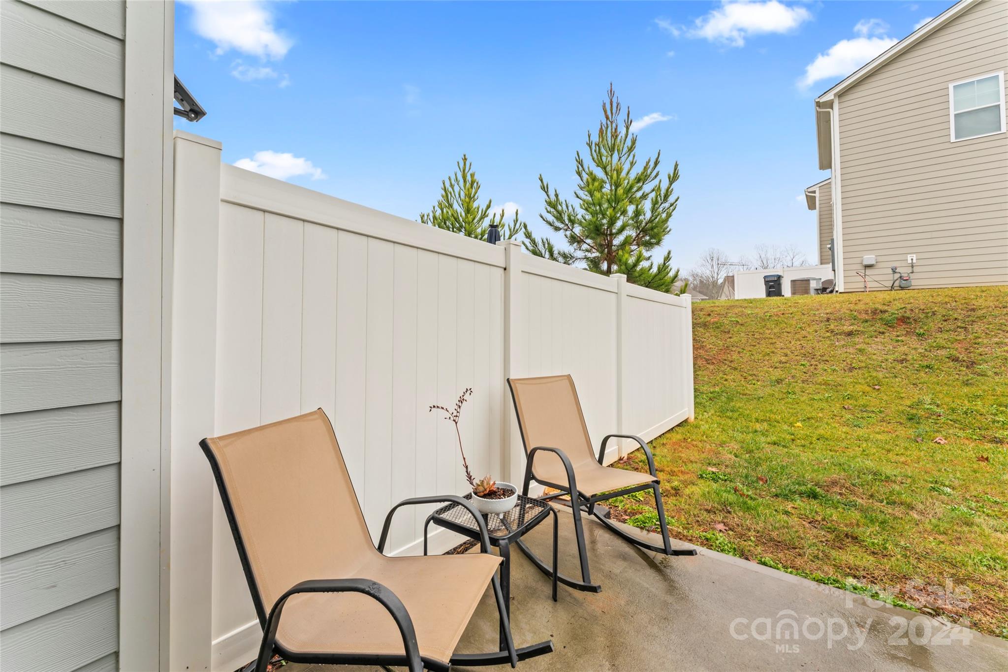 Ivy Ridge - Residential