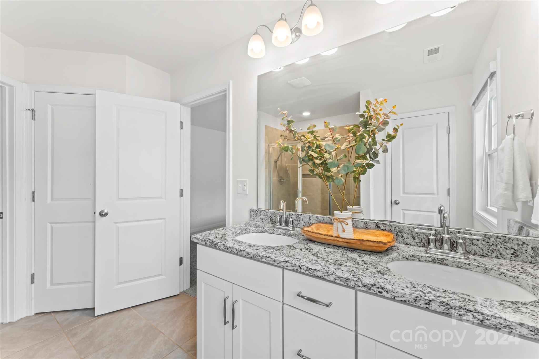 Ivy Ridge - Residential