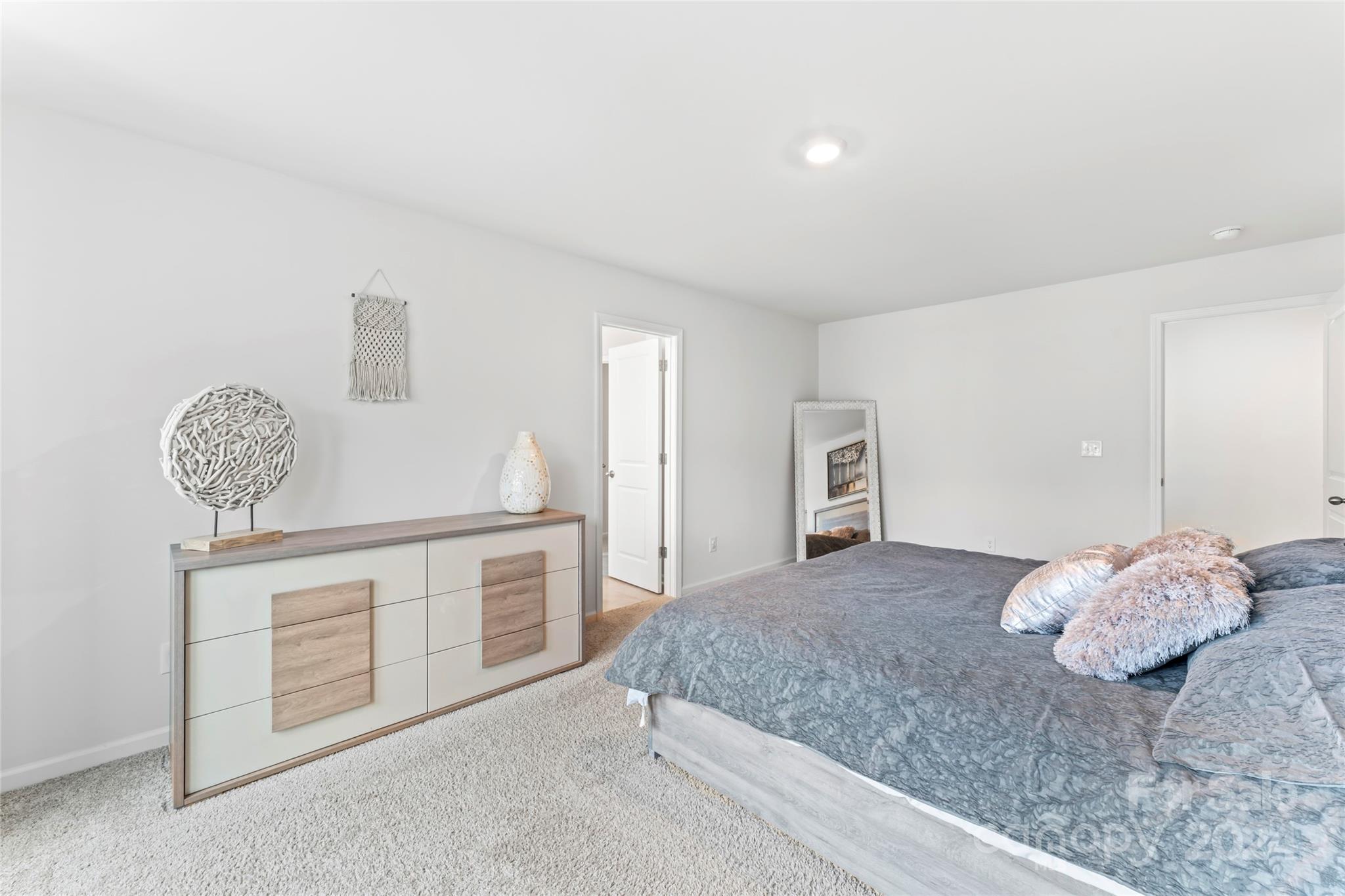 Ivy Ridge - Residential