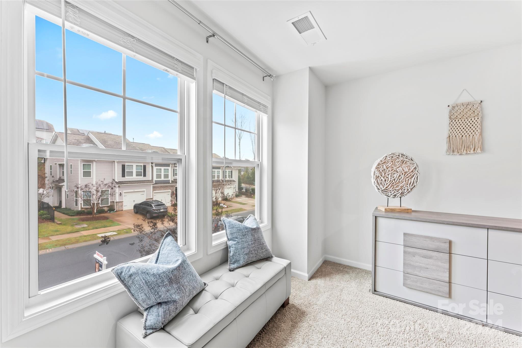 Ivy Ridge - Residential