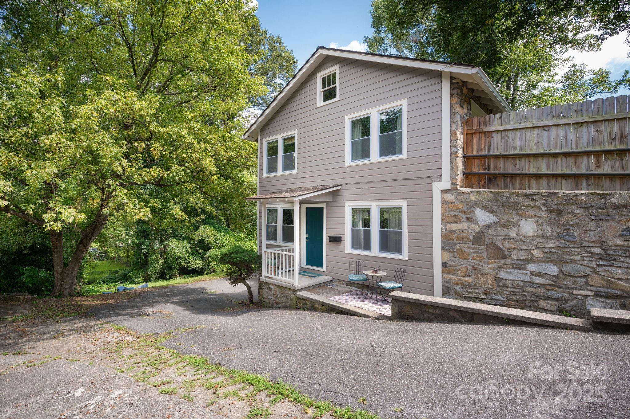 9 Linden Avenue