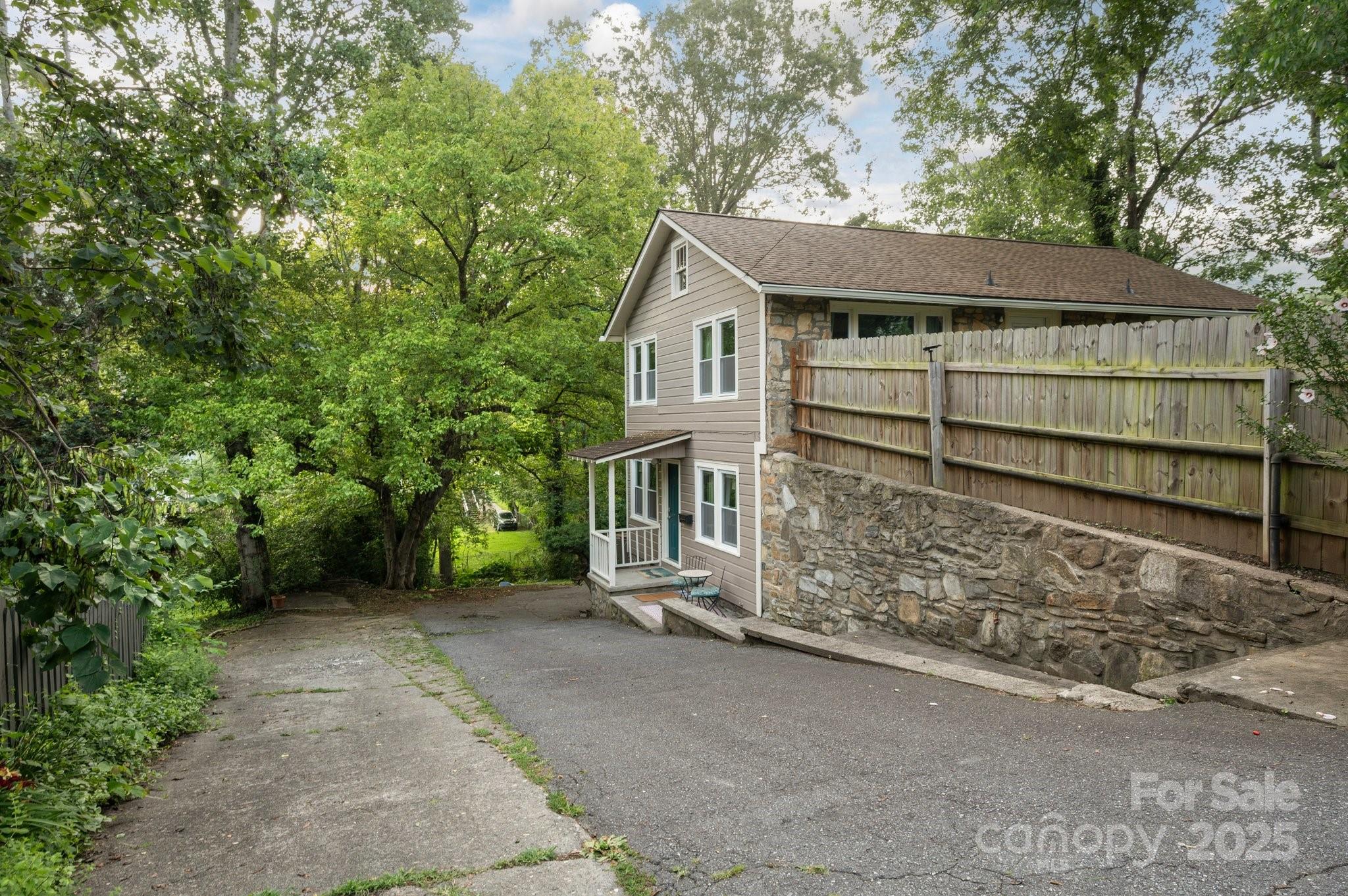 9 Linden Avenue