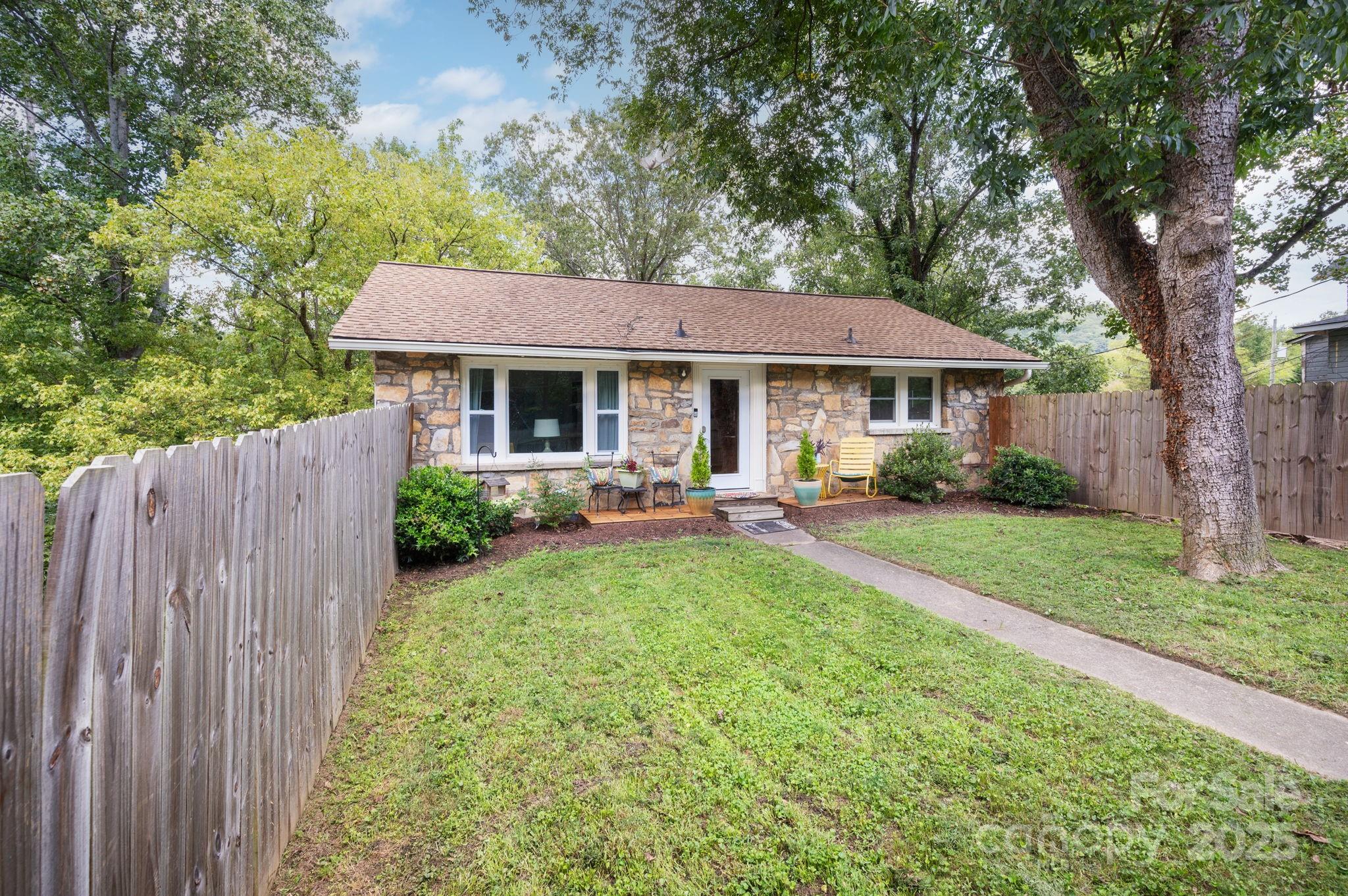 9 Linden Avenue