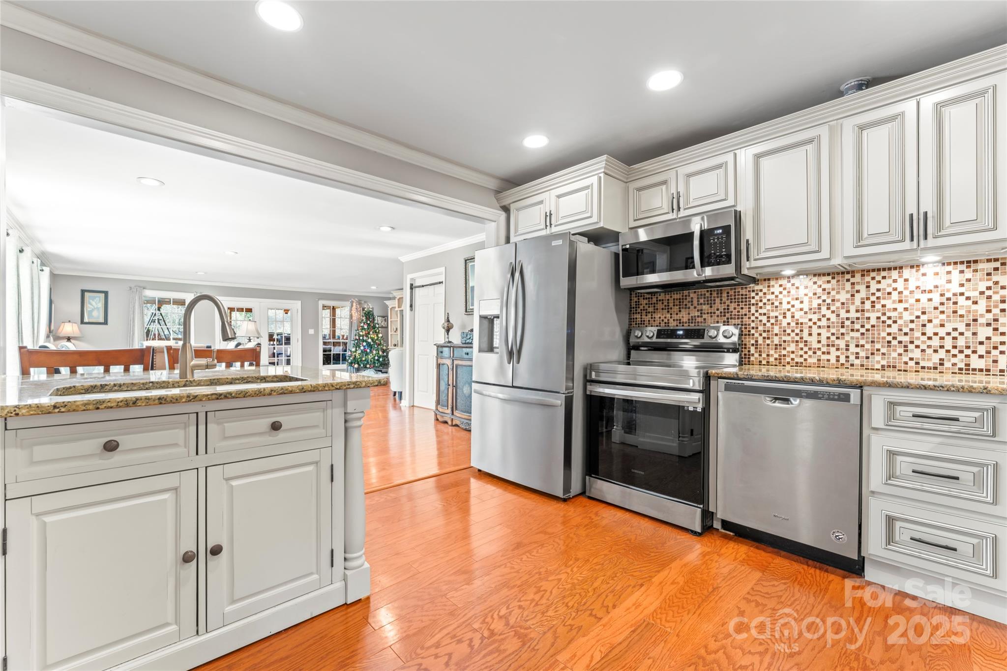 138 Wyanoke Avenue