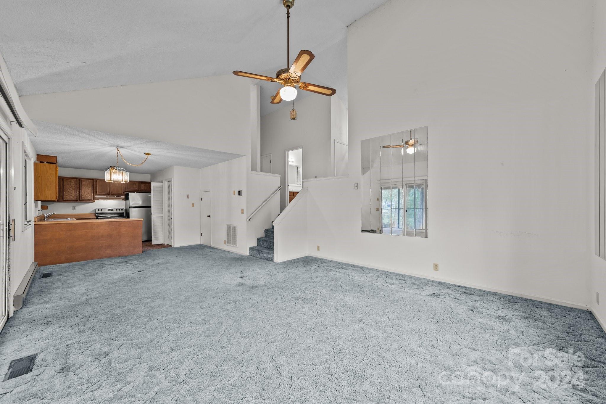 Imperial Point - Residential