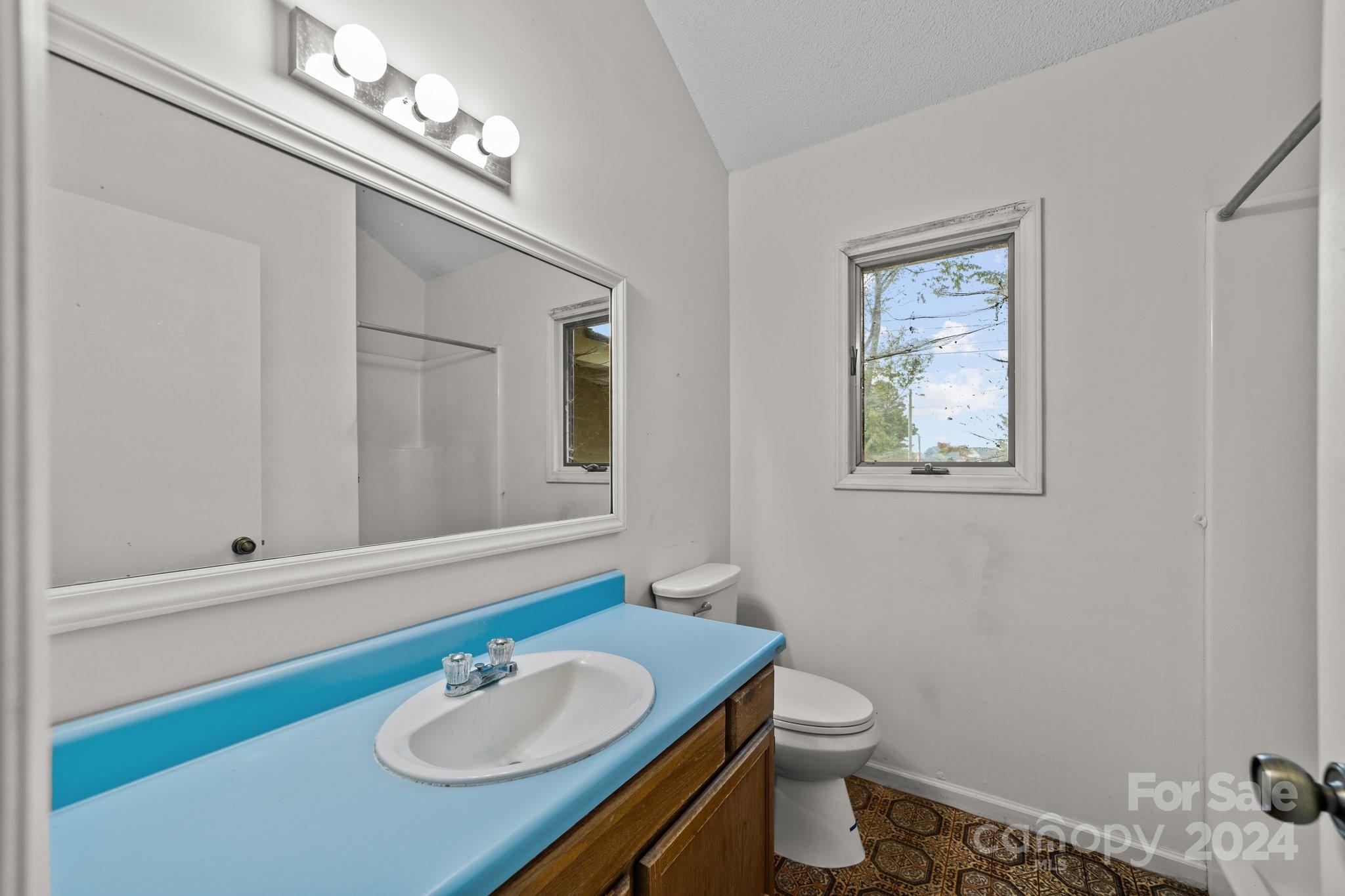 Imperial Point - Residential