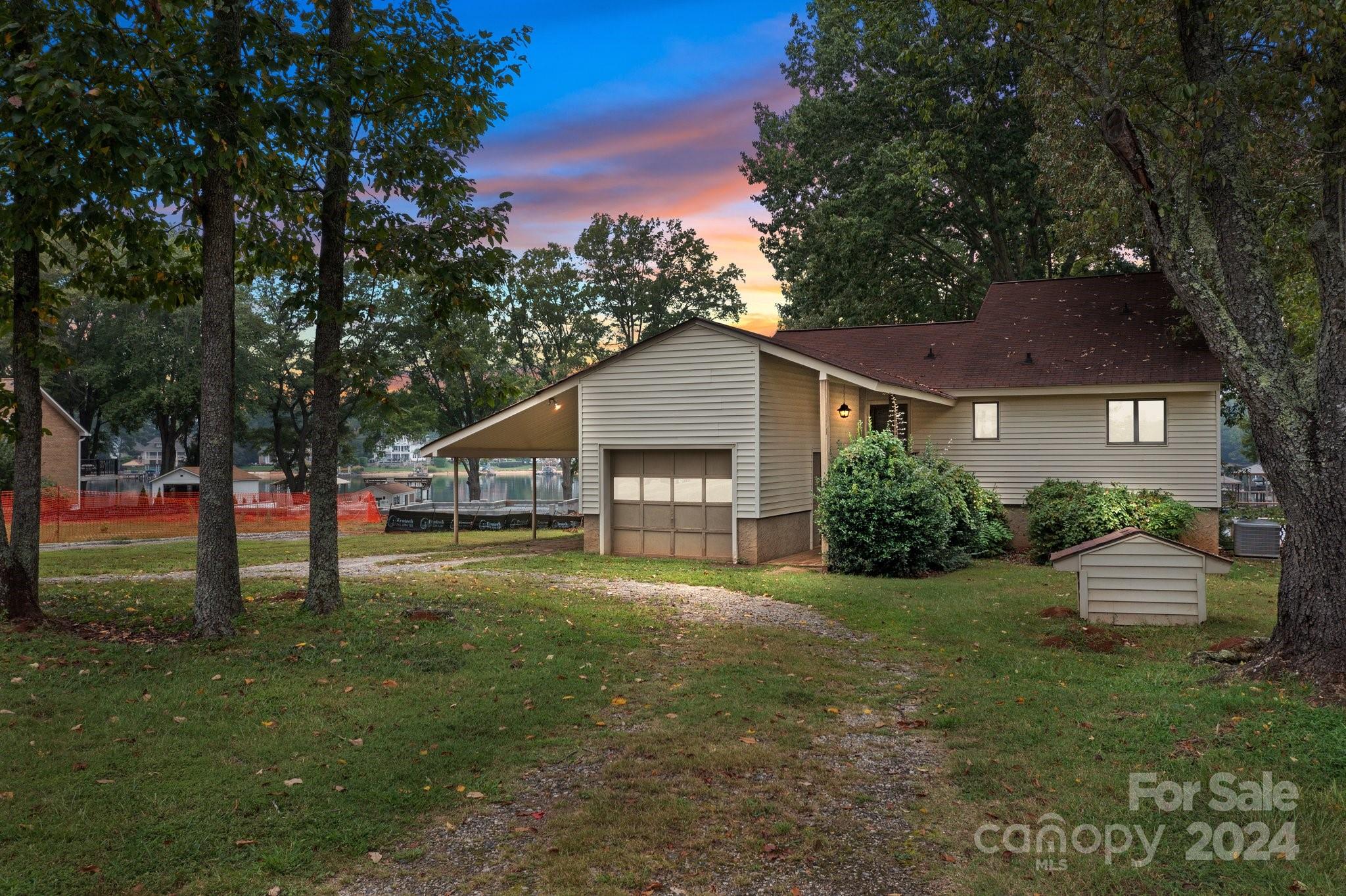 Imperial Point - Residential