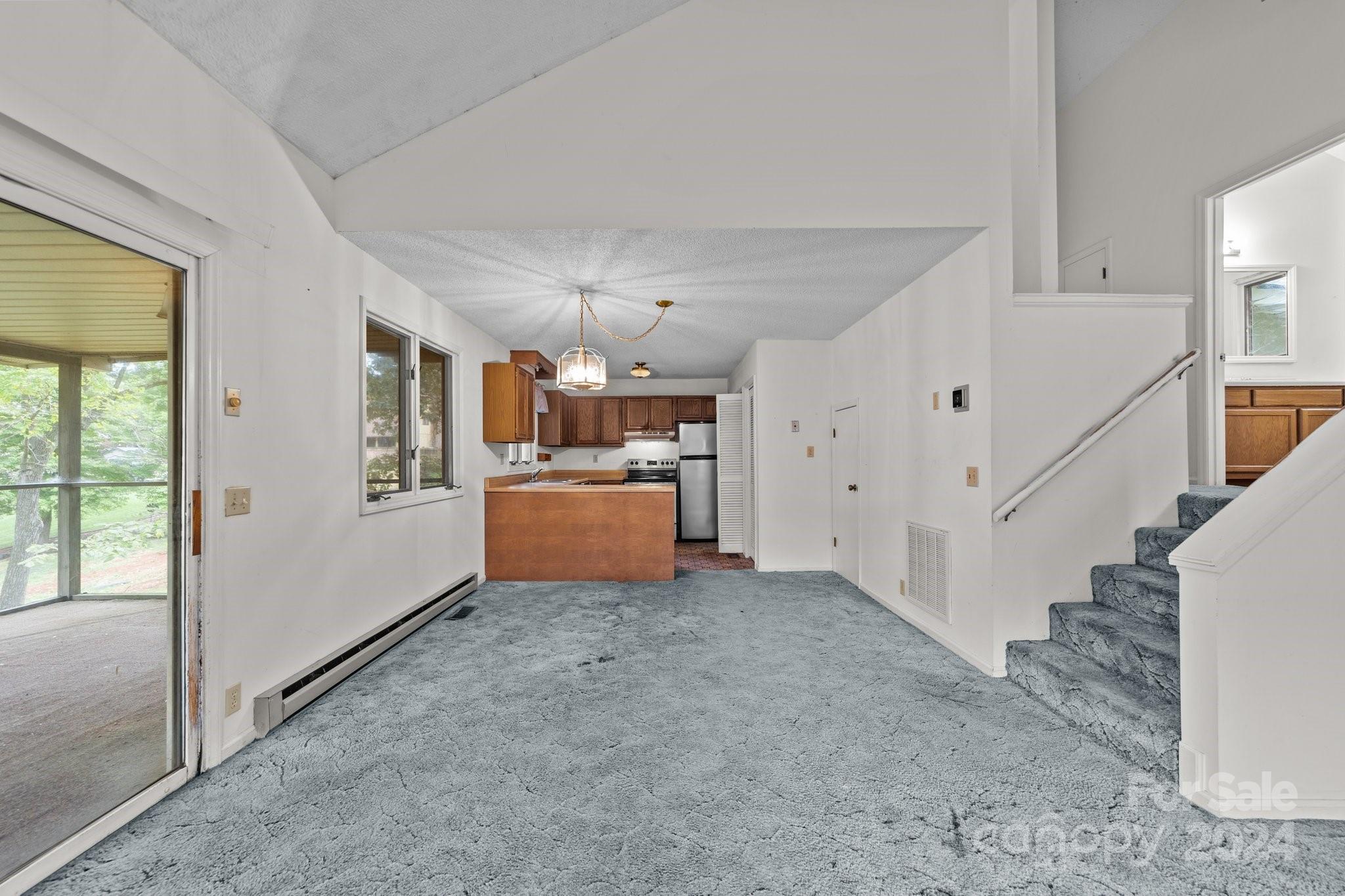 Imperial Point - Residential