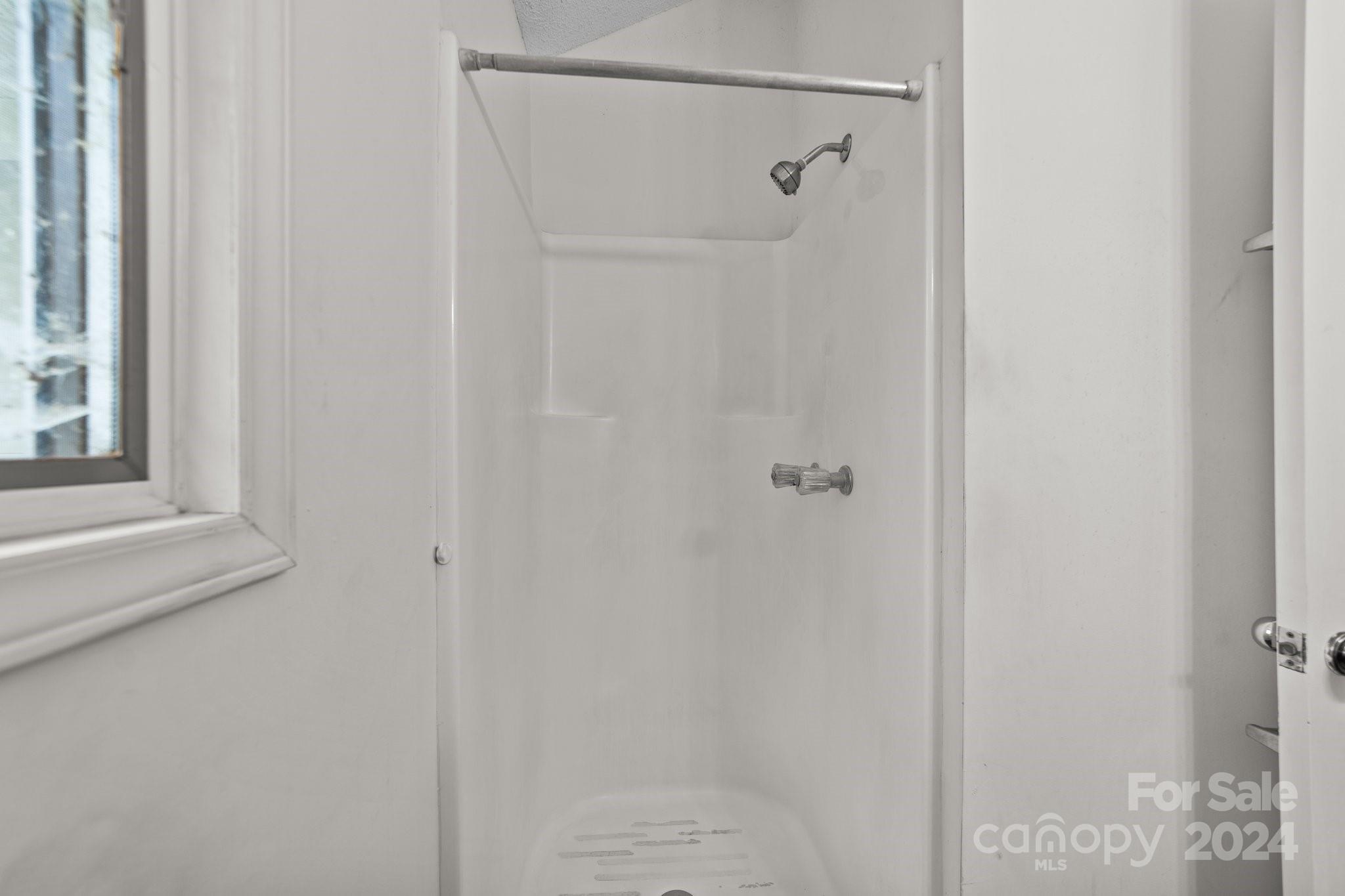 Imperial Point - Residential