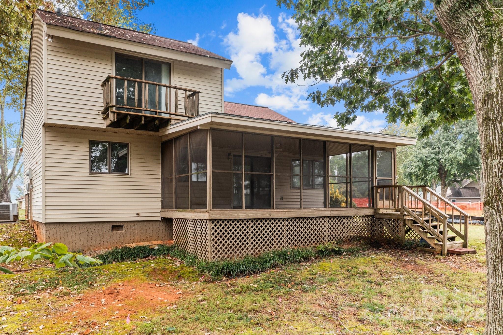 Imperial Point - Residential