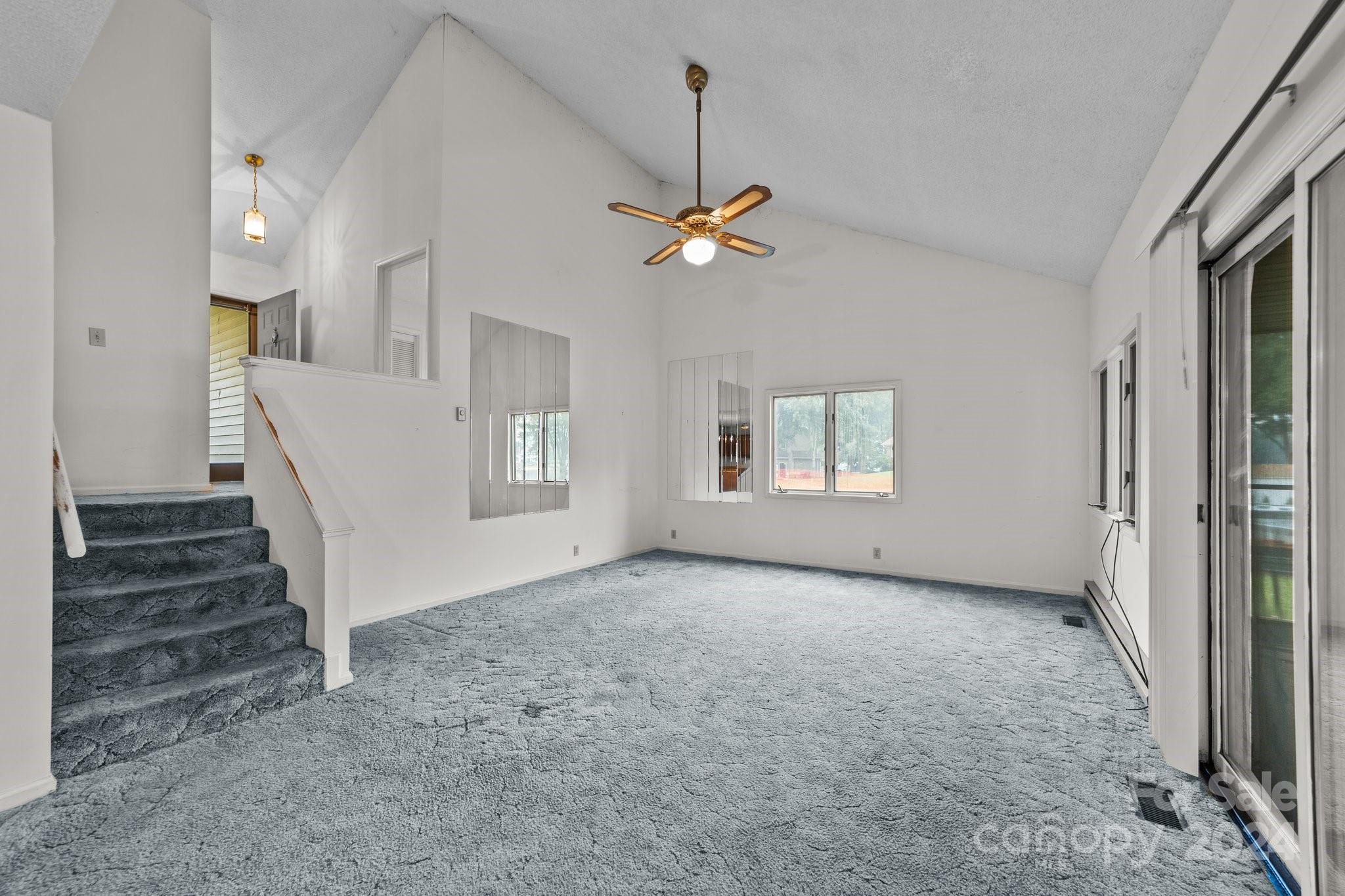 Imperial Point - Residential