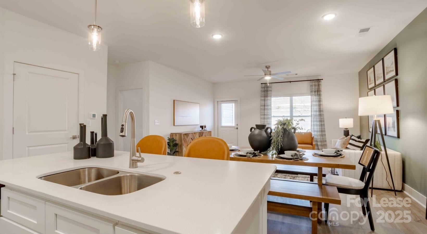 Dallas, North Carolina 28034, United States, 2 Bedrooms Bedrooms, ,2 BathroomsBathrooms,Residential,Active,173364