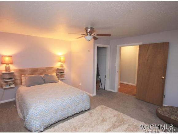 Springbrook Woods - Residential