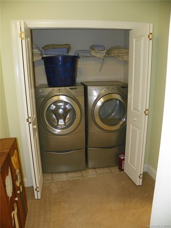 Fox Glen - Residential