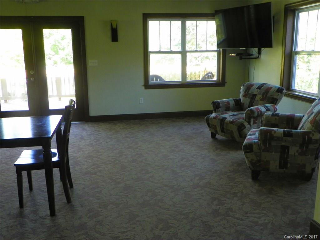 Fox Glen - Residential