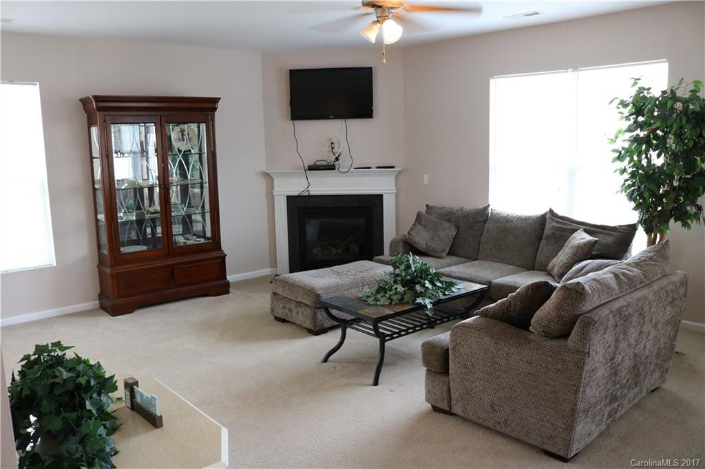 Curtis Pond - Residential