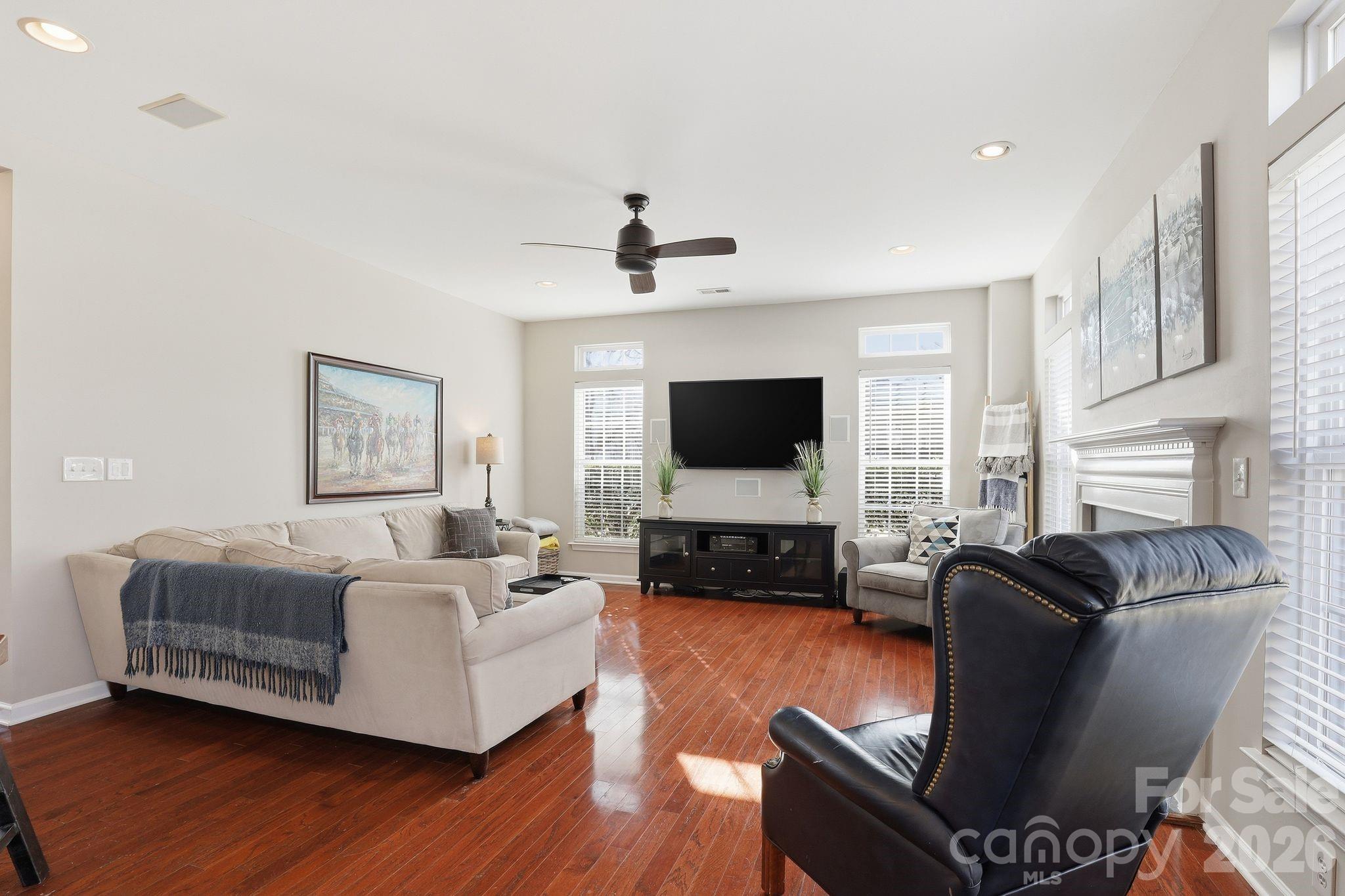 Park South Station - Residential