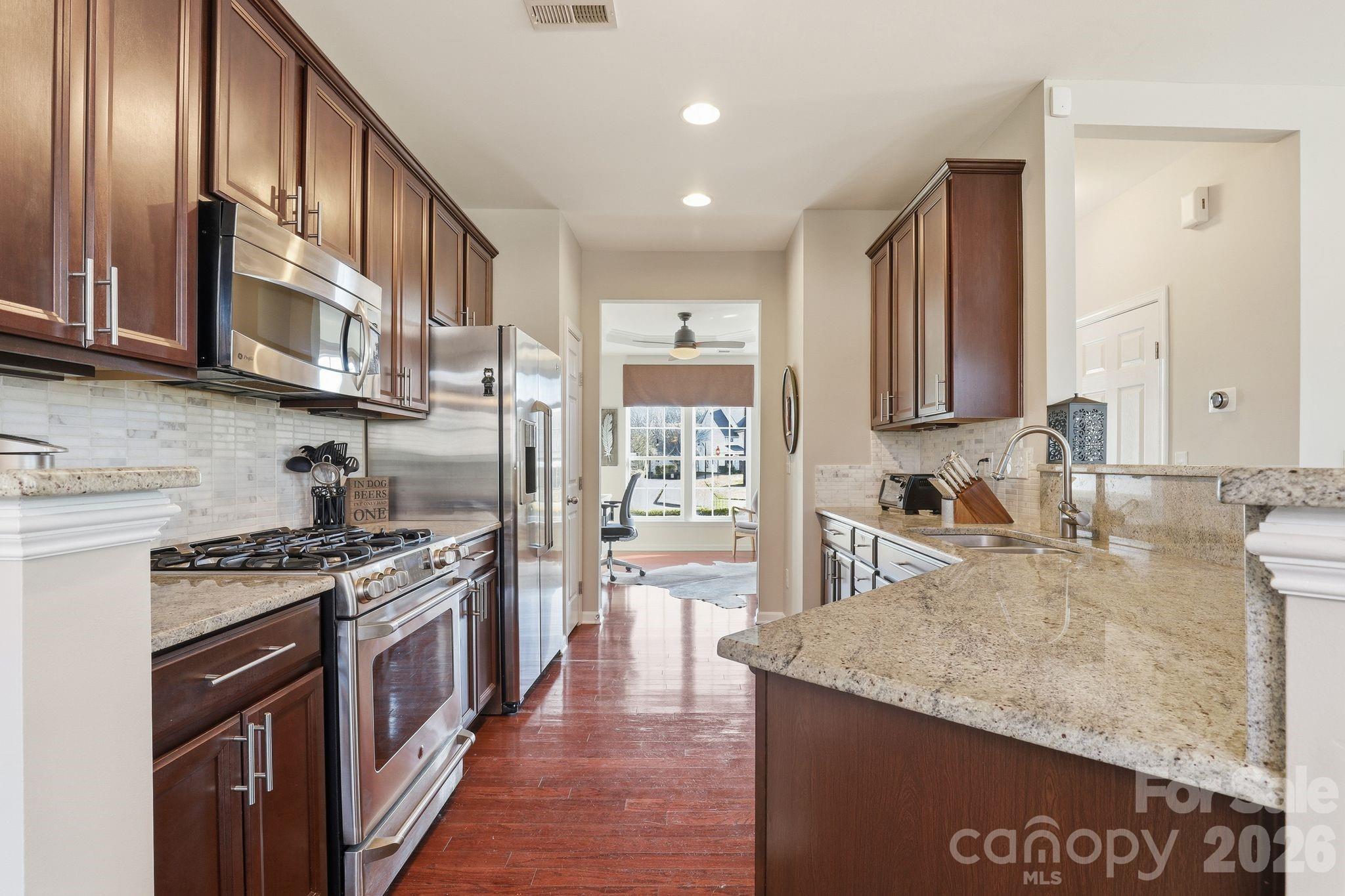 Park South Station - Residential